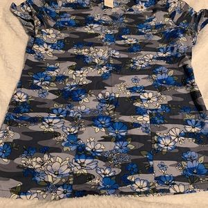 Dickies “floral feet” scrub top